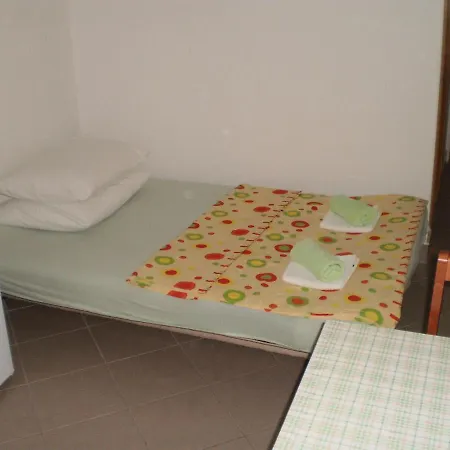 Gunja Poljica (Trogir)